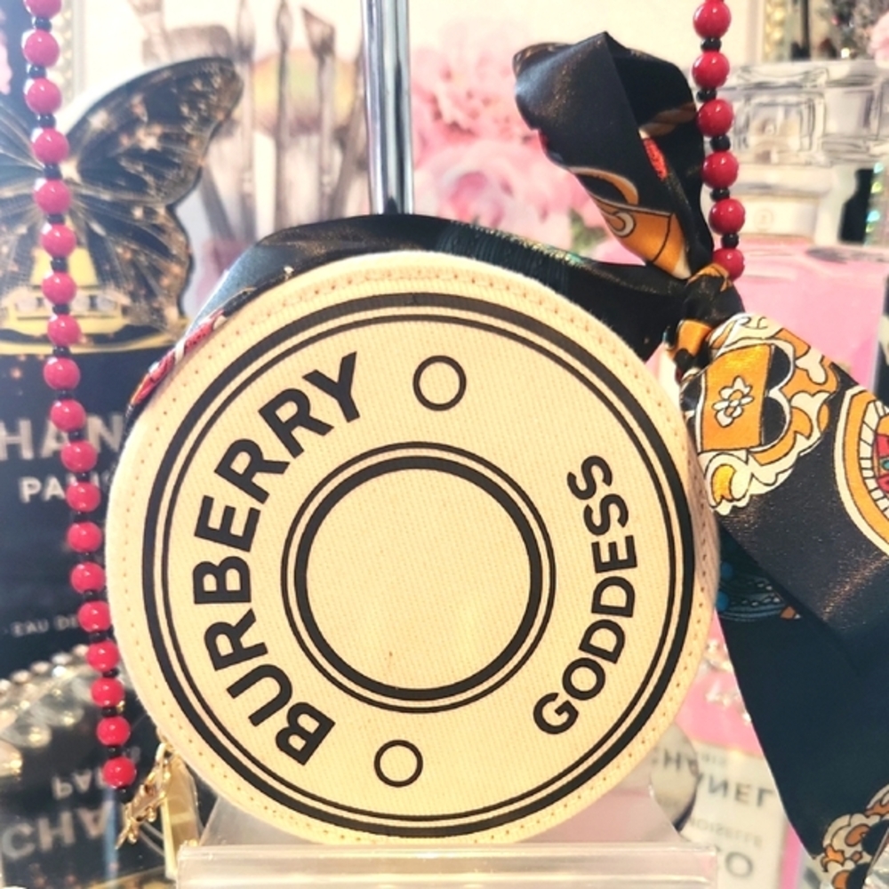 Burberry Goddess Round Bag W. Beaded Chain & Twilly